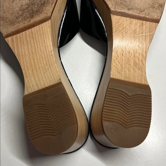 Chanel Patent Leather Wood Mule Wedges Slip On’s Logo Buckle Women's 7.5 B - Picture 13 of 16